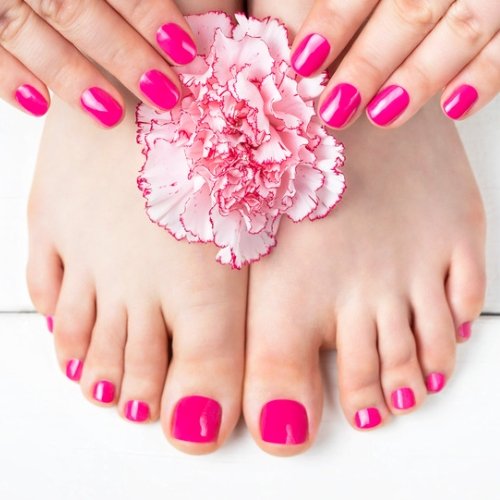 Gel Nails and UV Lamps for Gel Nails: Are They Safe?