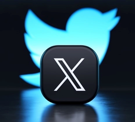 🕊️🚀 Twitter Takes Flight with X Logo: Elon Musk Unveils the Rebrand!